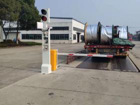 福建地磅无人值守系统为你支招,汽车不完全上磅如何解决?